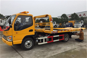 宁化哪里有拖车服务