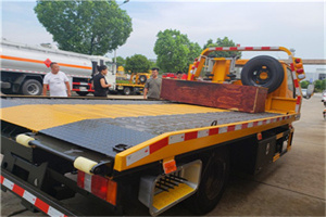 宁化附近拖车电话号码服务